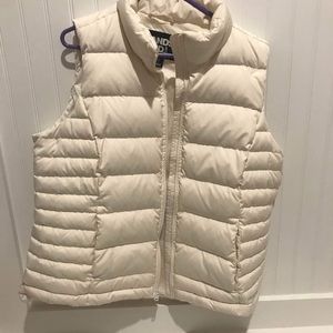 Land’s End Puffy Vest- Size XL